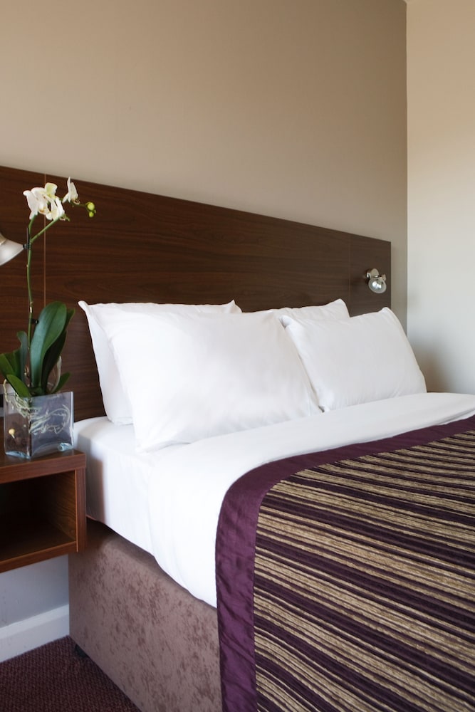 Leonardo Hotel Derby 14/72