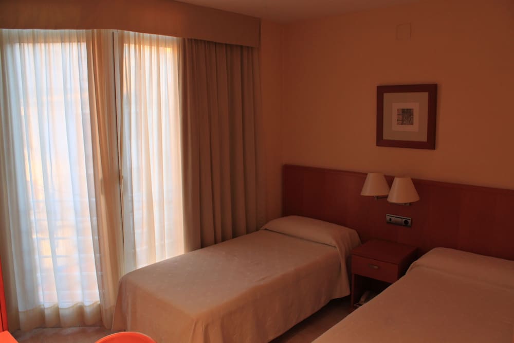 Hotel Del Port 6/22