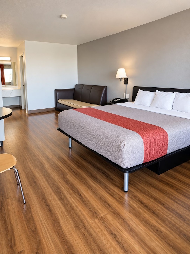 Motel6 Safford, AZ 18/57
