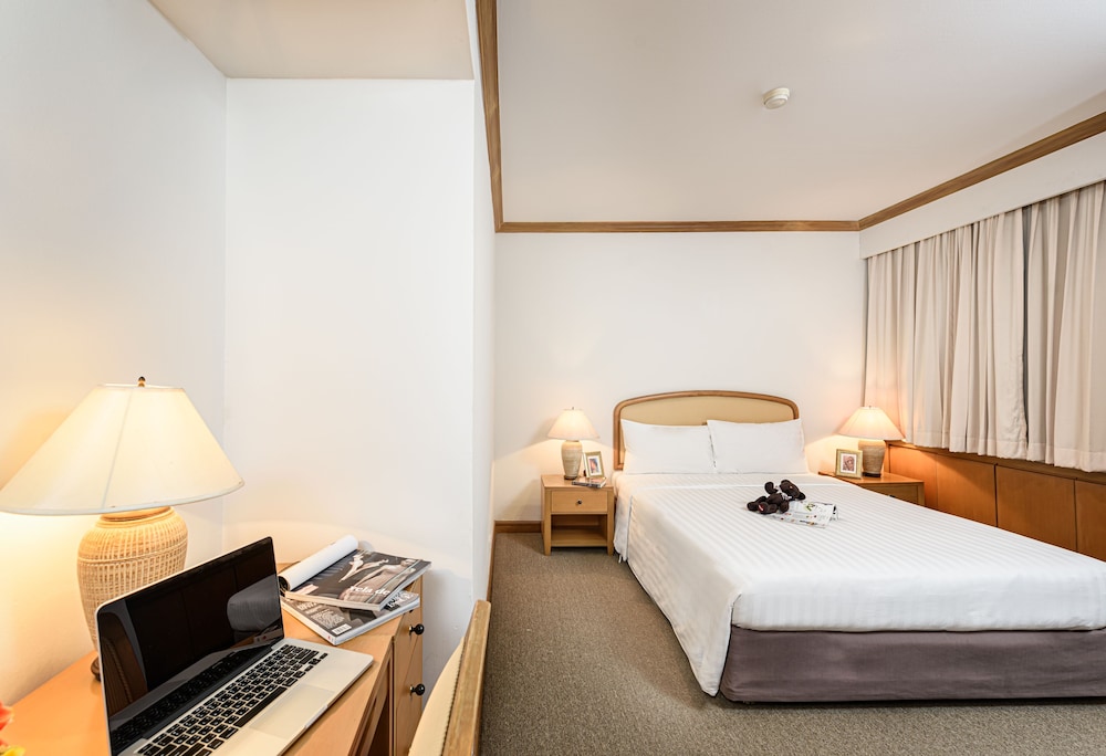 Riverine Place Hotel & Residence 18/72