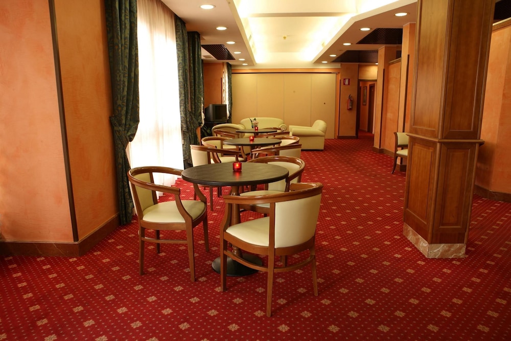 Hotel Palace 2000 38/60