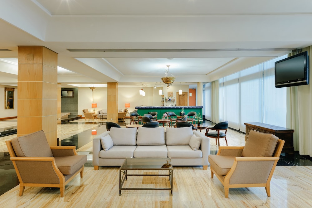 Hesperia Sevilla Hotel 49/72