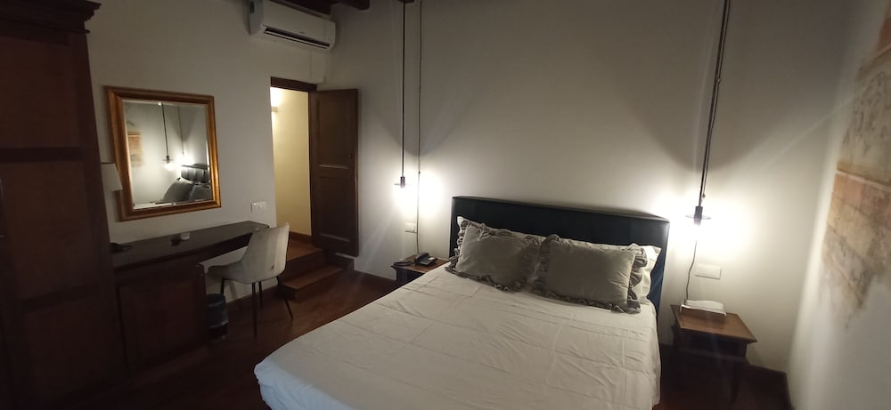 Relais Giulia 19/85