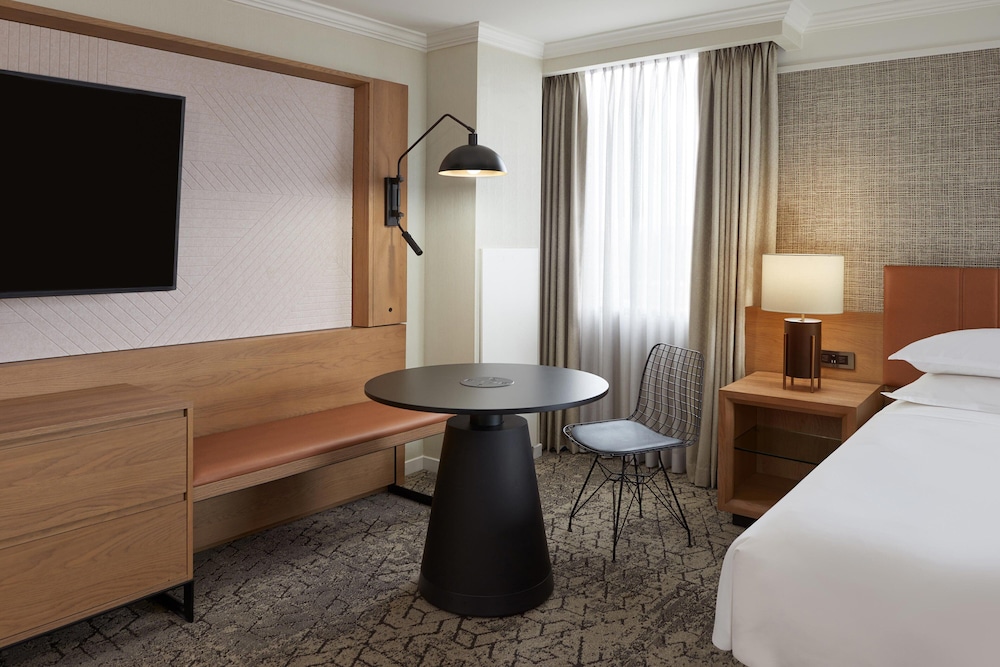 Sheraton Parkway Toronto North Hotel Suites 13/46
