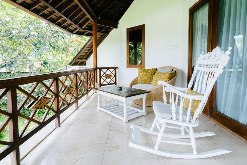 Avilion Villa Cinta 22/37