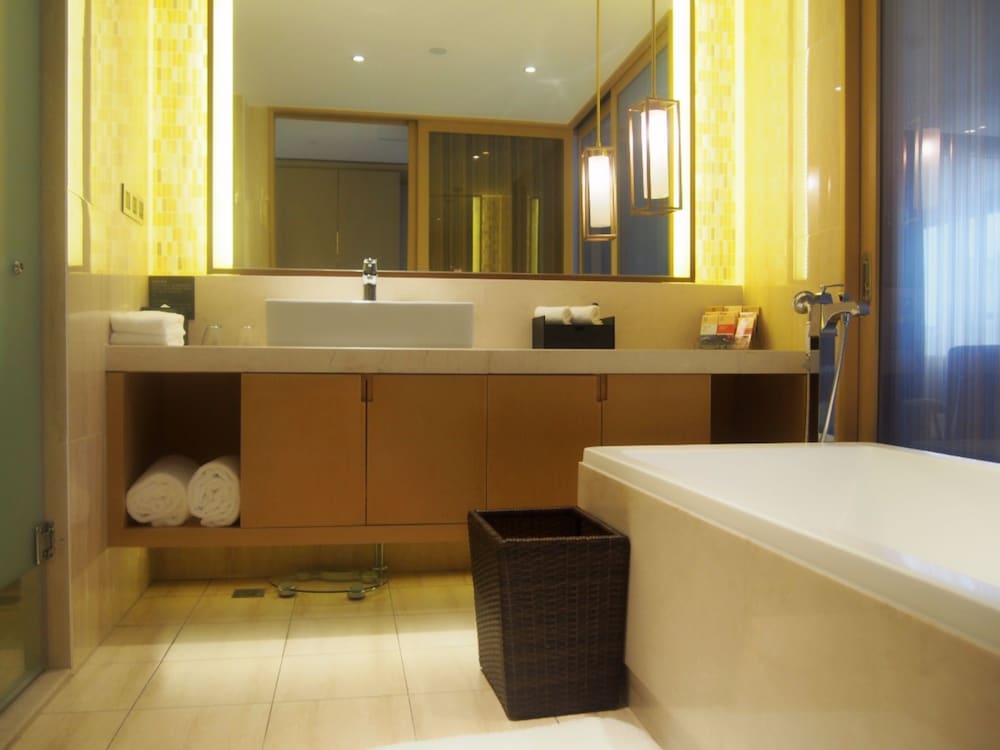Wojo Hotel 49/50