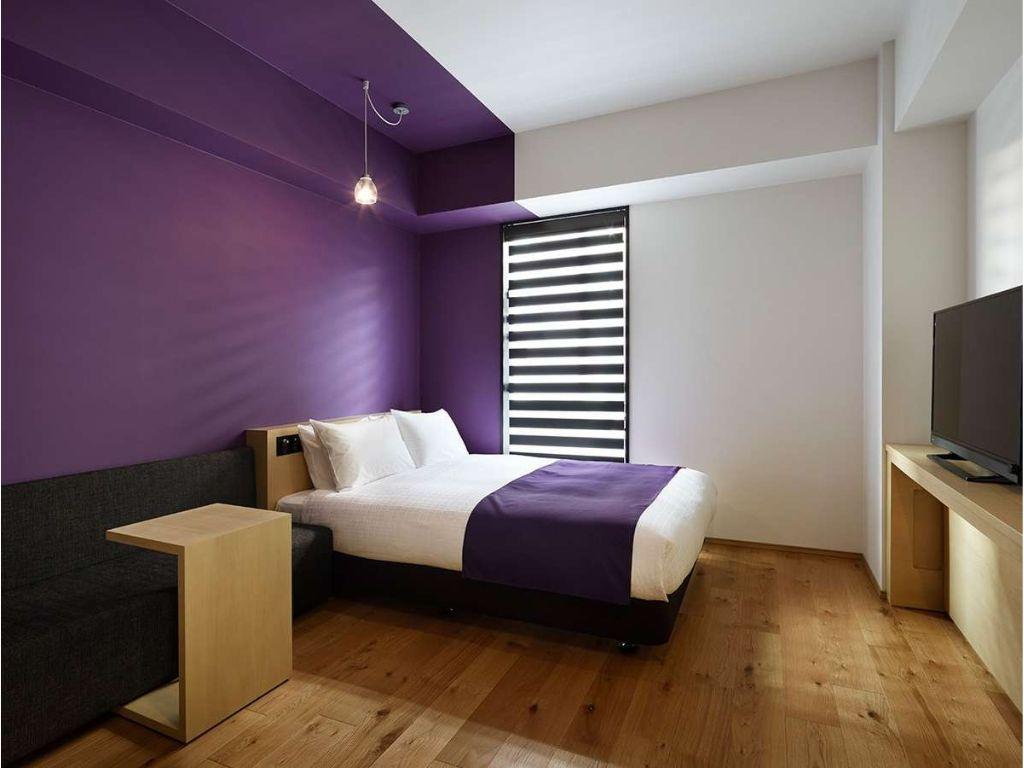 Universal, Double Bed
