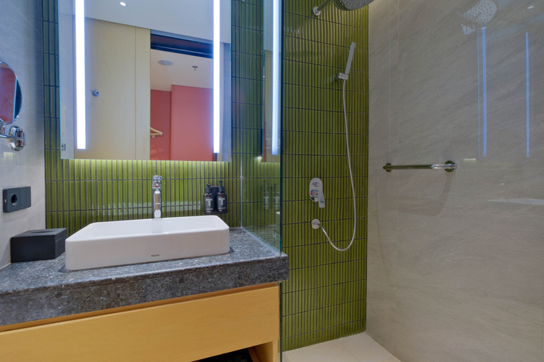 TMG Hotel Tebet Jakarta 82/84