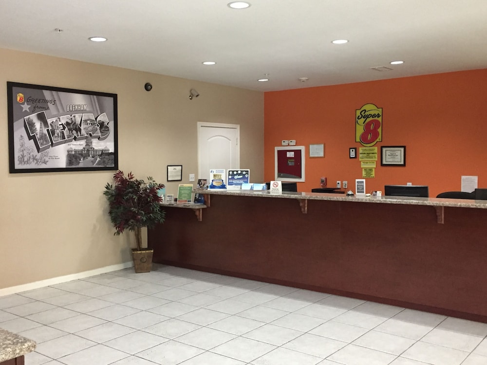 Super 8 By Wyndham Brenham TX 9/33
