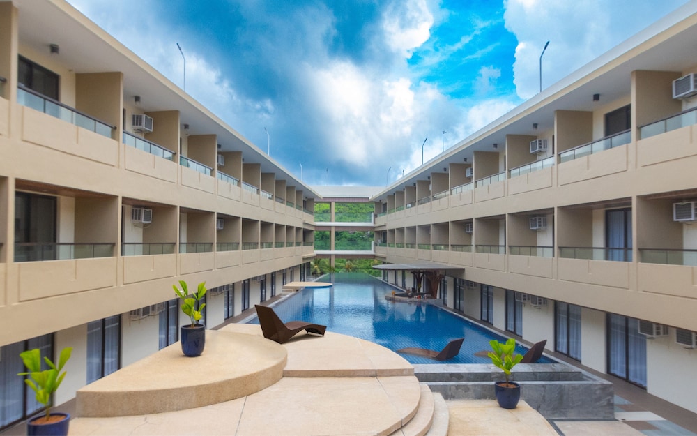 Canyon Hotels Resorts Boracay 48/50