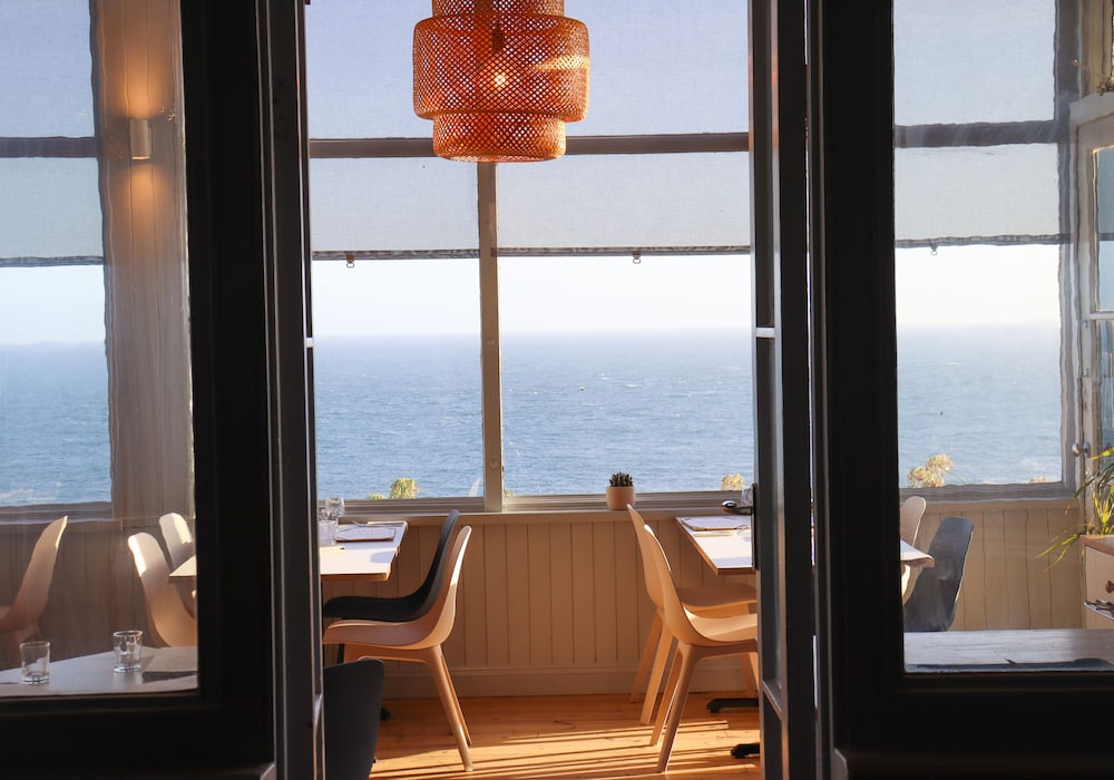 Housel Bay Hotel 50/62