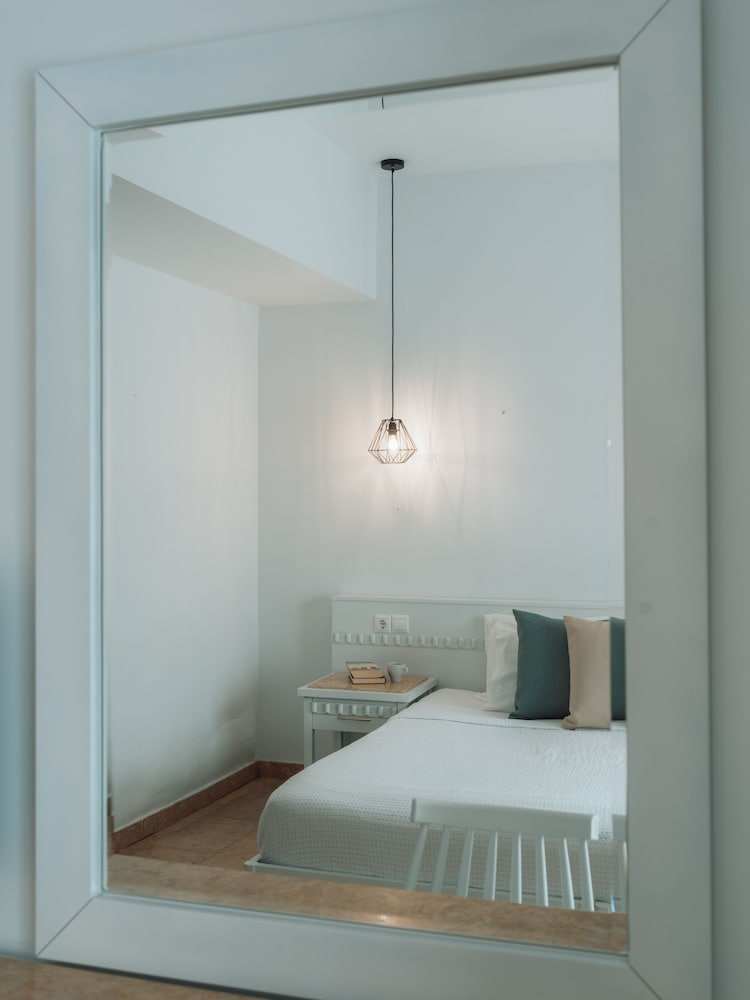 Dracos Hotel 14/56