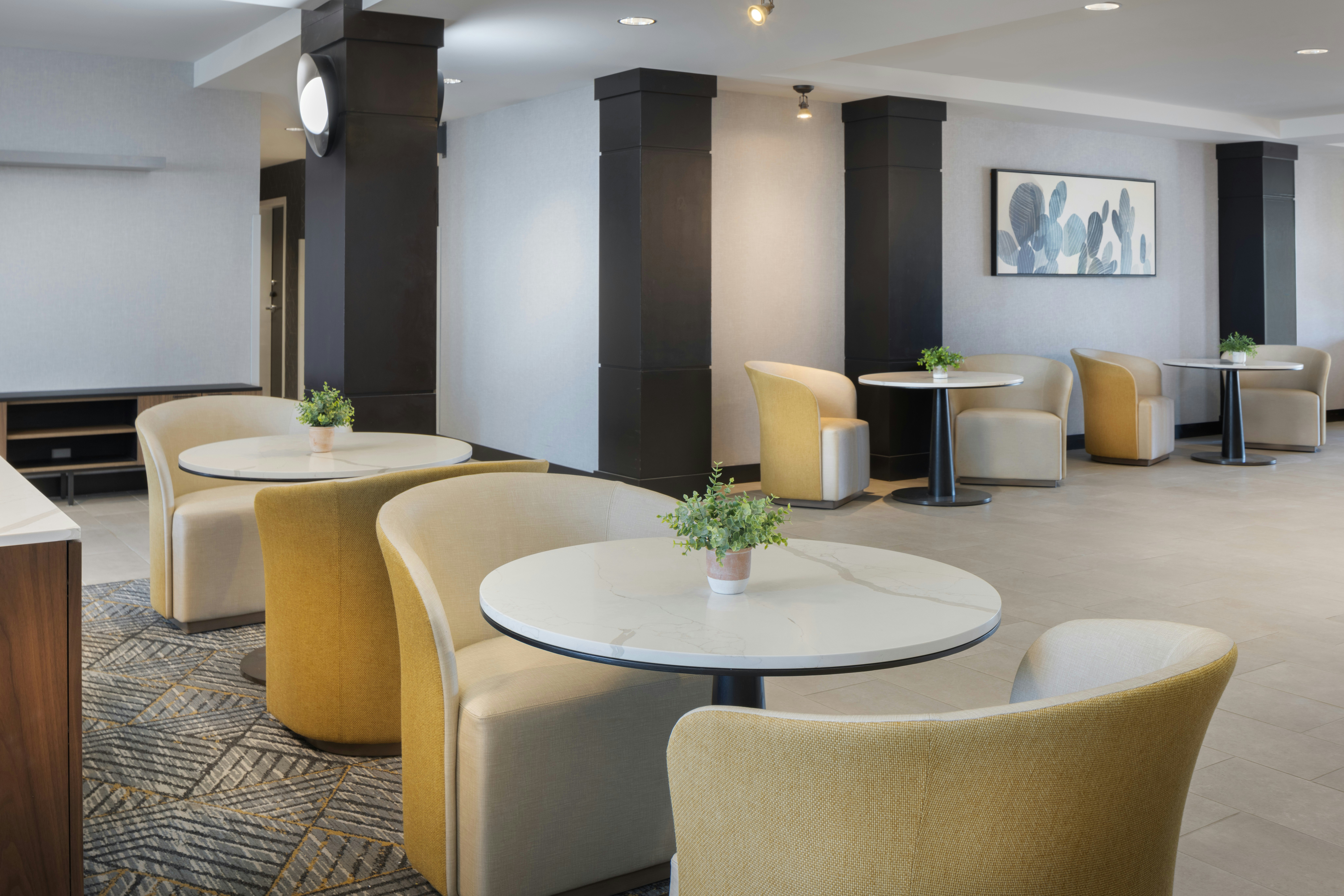 Homewood Suites by Hilton Cathedral City Palm Springs 8/24