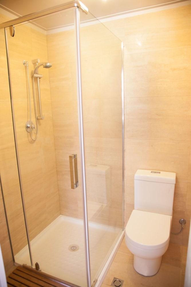 Fremantle Hostel 49/50