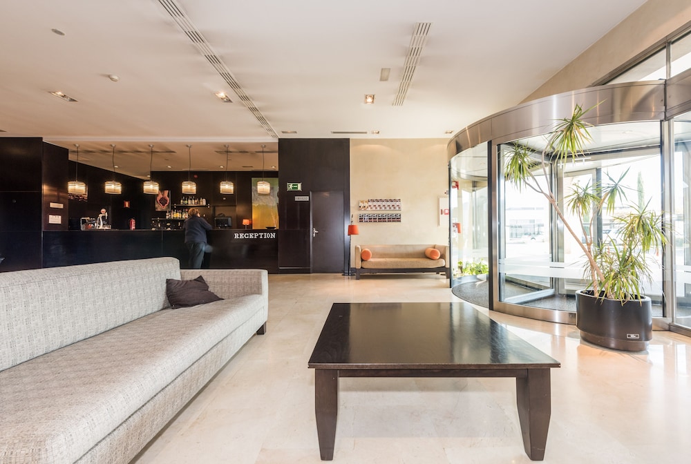 Mercader Hotel 7/50