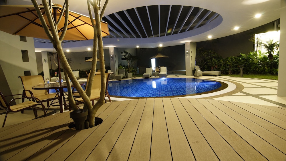 RAIA HOTEL AND CONVENTION CENTRE ALOR SETAR 32/50