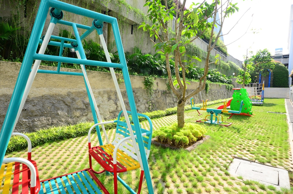 The Sahira Hotel 36/40