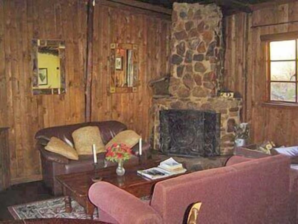 Forest Creek Lodge &amp; Spa 31/50