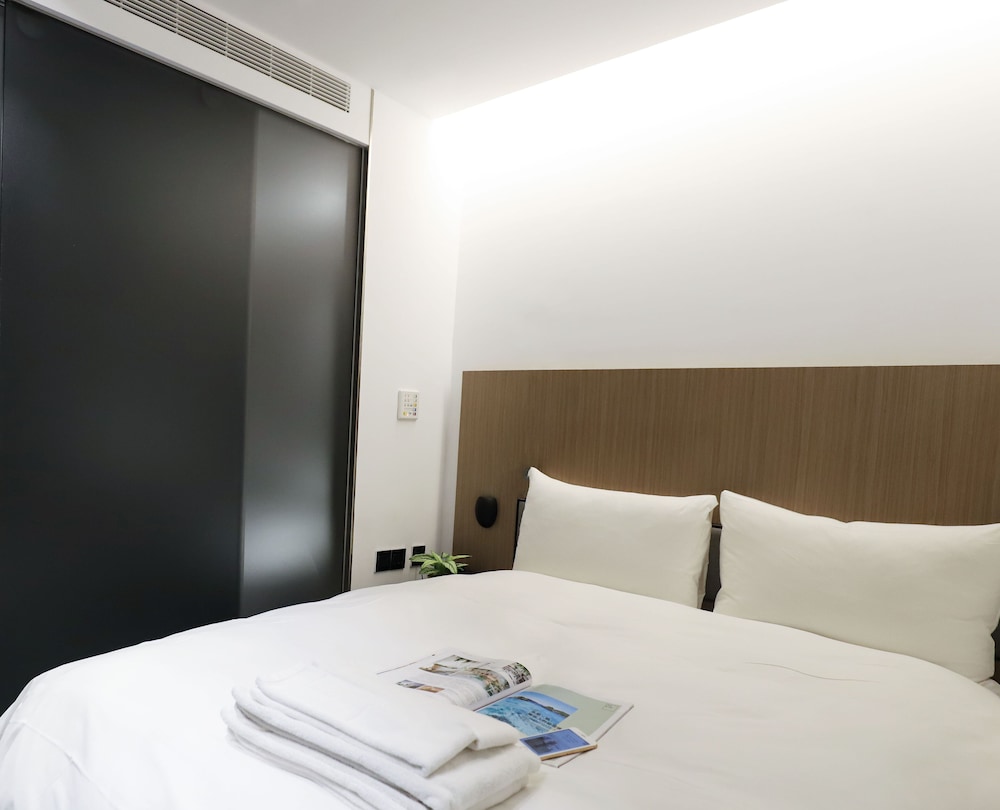 ECONOMY, DOUBLE BED
