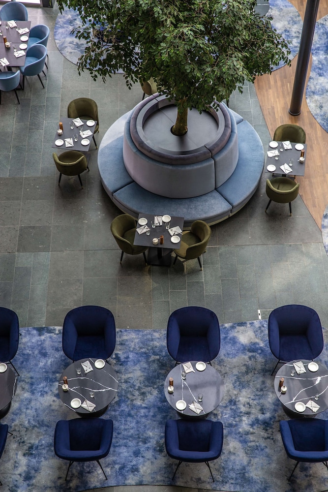 Radisson Blu Hotel Cologne 73/77