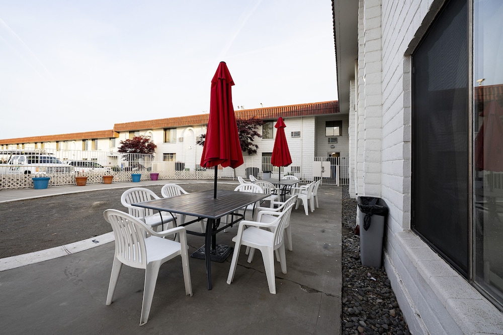 Hermiston Inn & Suites 47/50