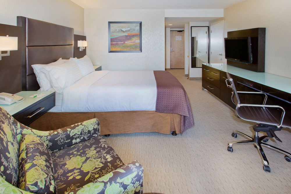 Holiday Inn Vancouver Centre 56/73