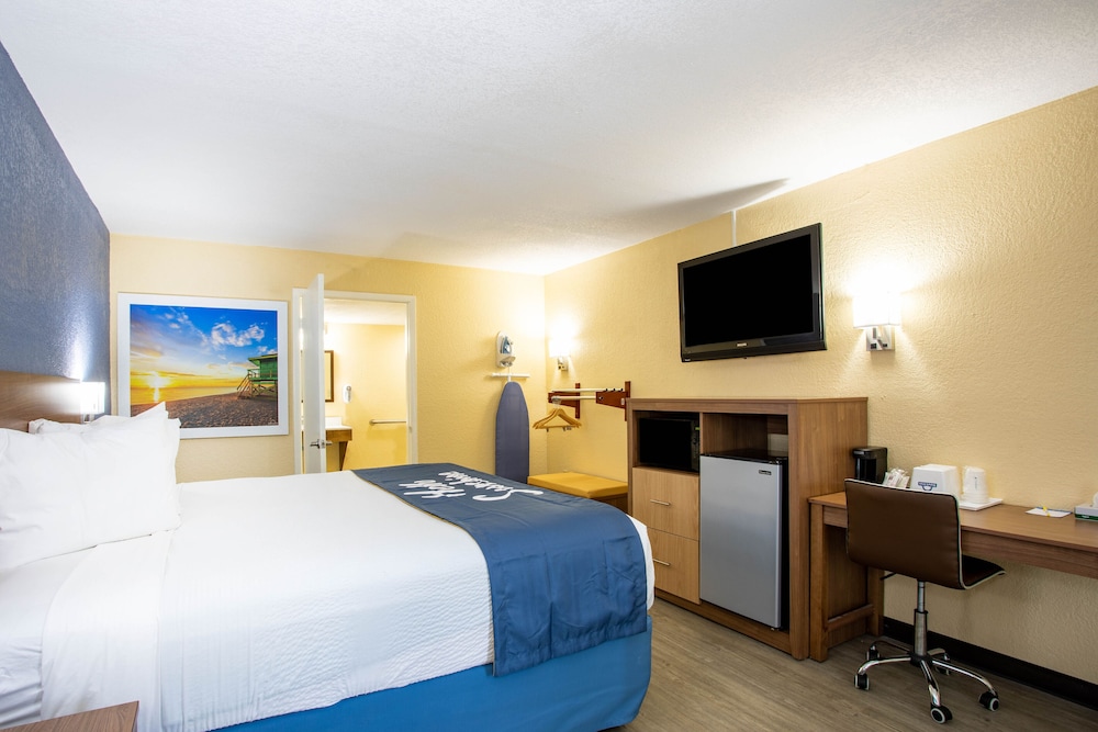 Days Inn By Wyndham Apopka Orlando 14/53