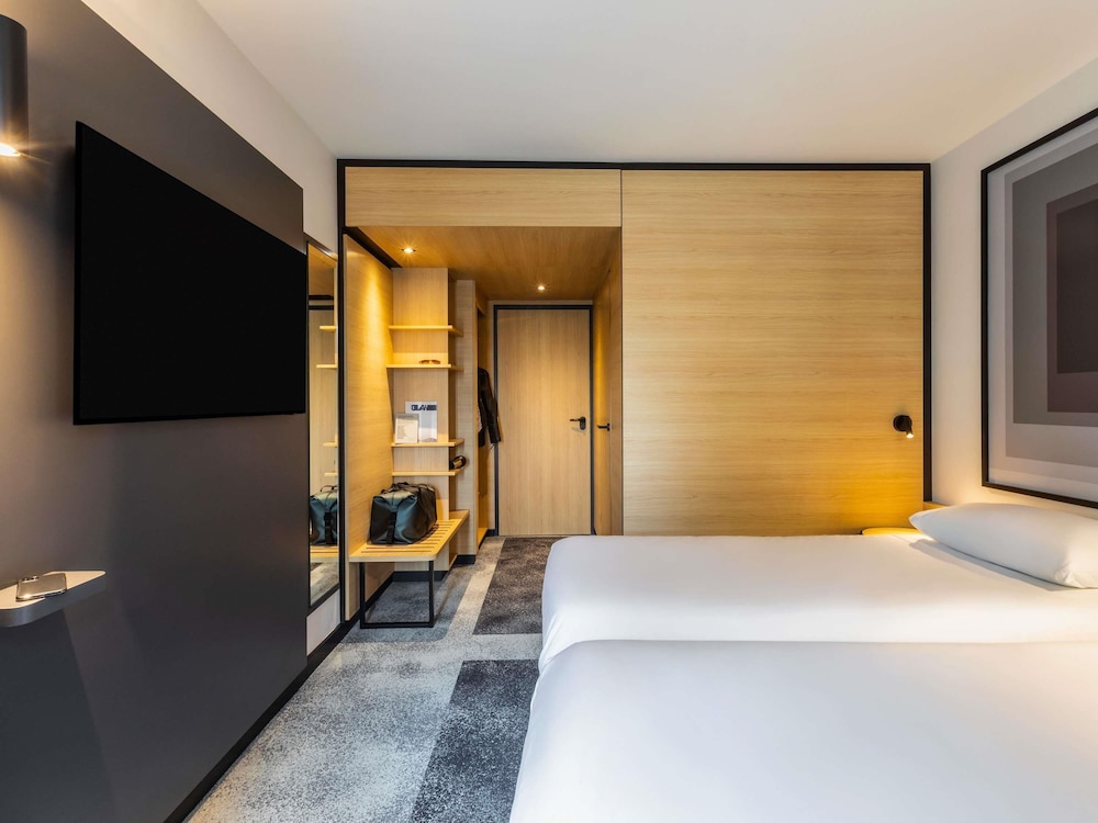 STANDARD, 3 BEDS