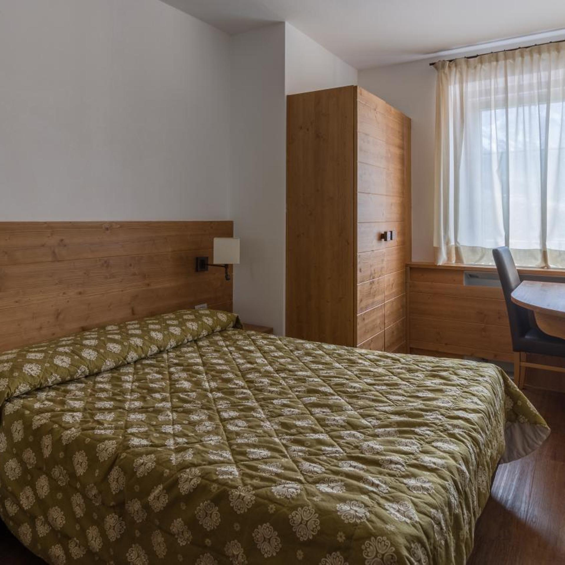 Room, Single