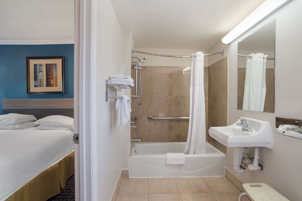 جناح بسريرين كوين، SureStay Hotel by Best Western San Rafael 10/10