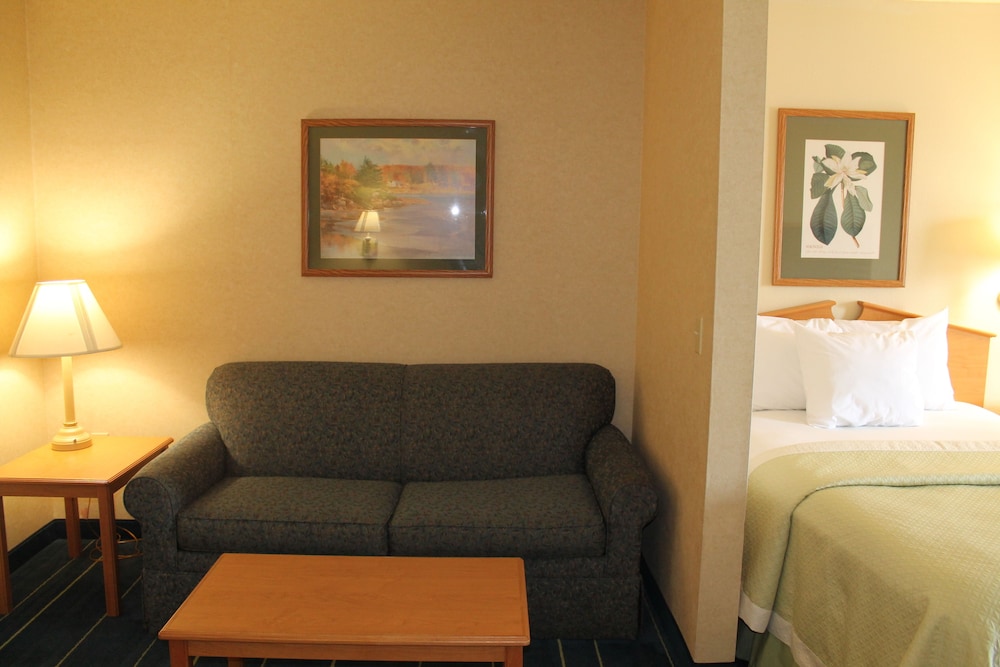 Days Inn & Suites By Wyndham Bridgeport - Clarksburg 27/42