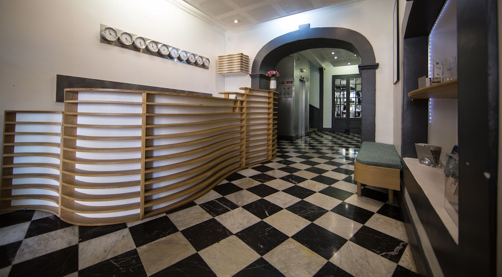 HOTEL DE FRANCE 26/38