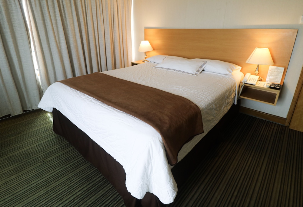 Miramar Hotel 22/71