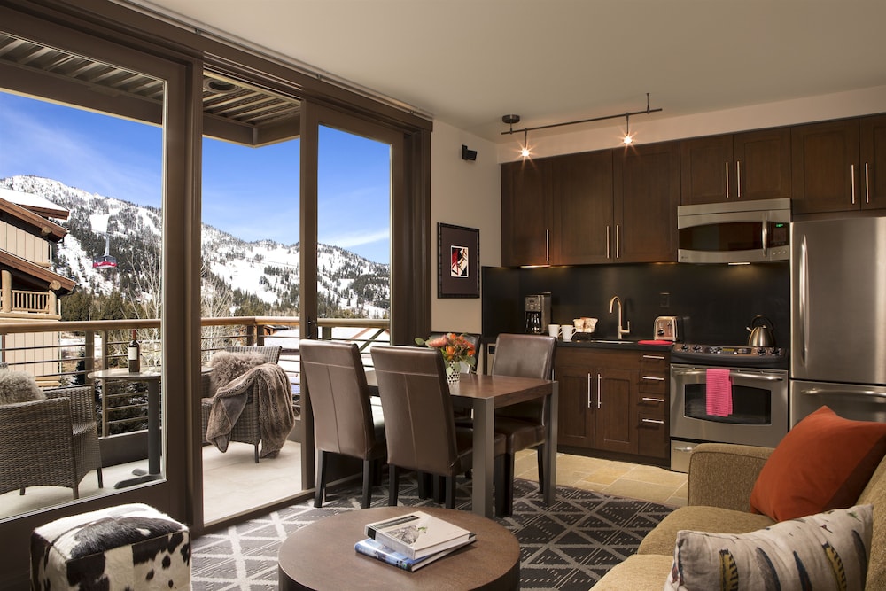 Hotel Terra Jackson Hole 60/68