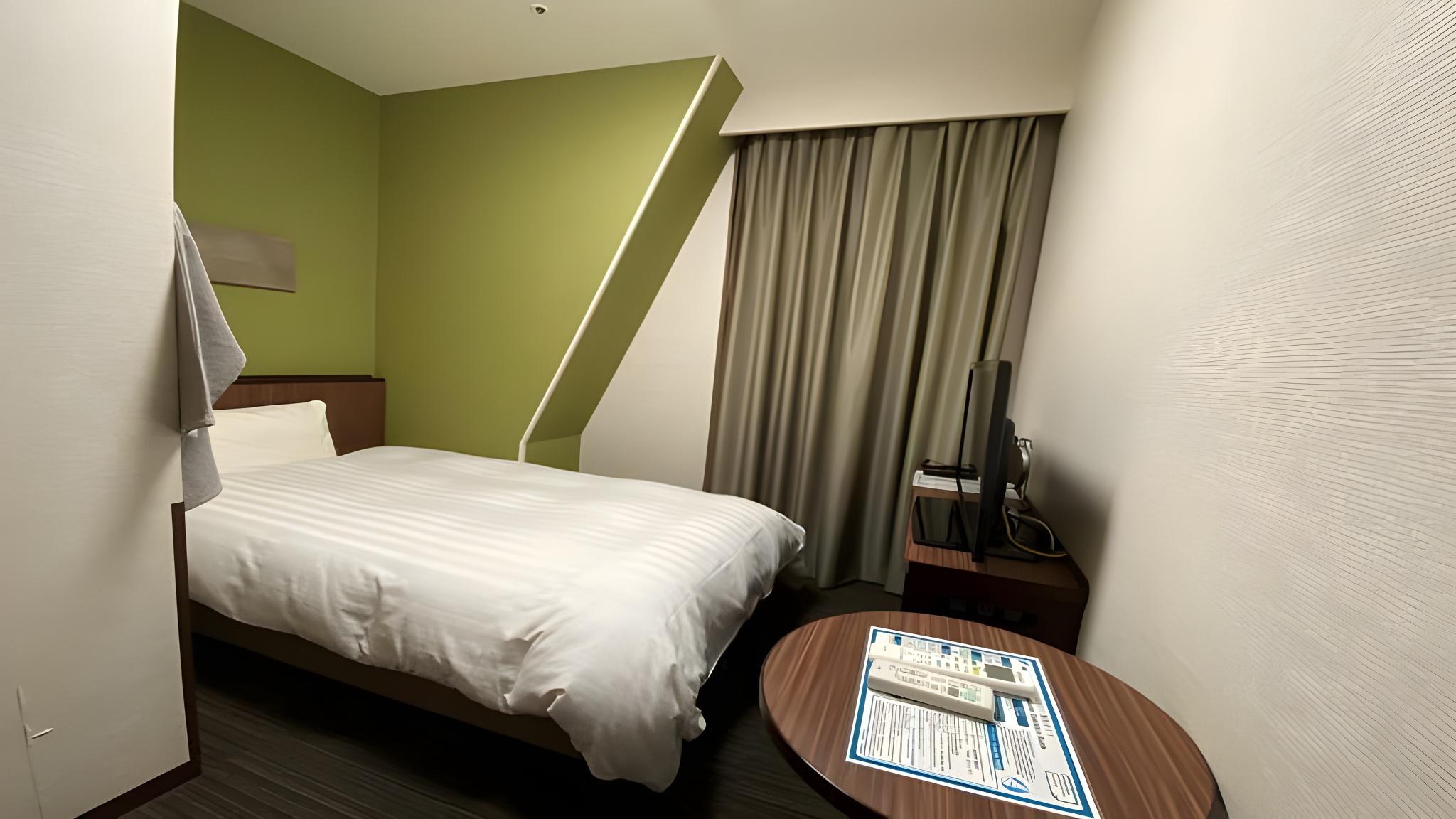 Room, Single, Double Bed