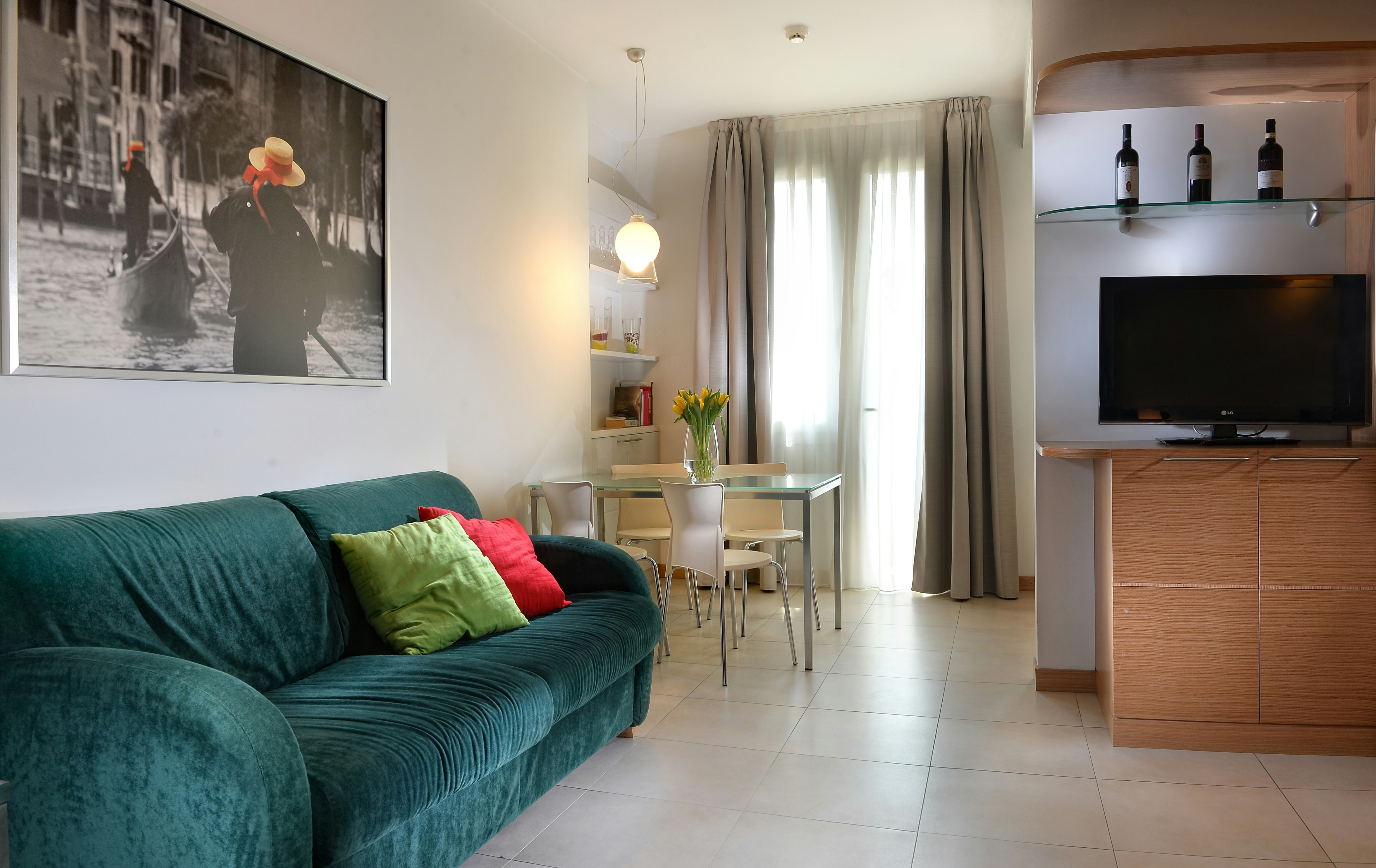 ELITE HOTEL RESIDENCE 49/69