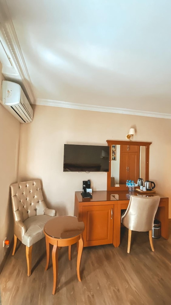 Vista Hotel 17/21