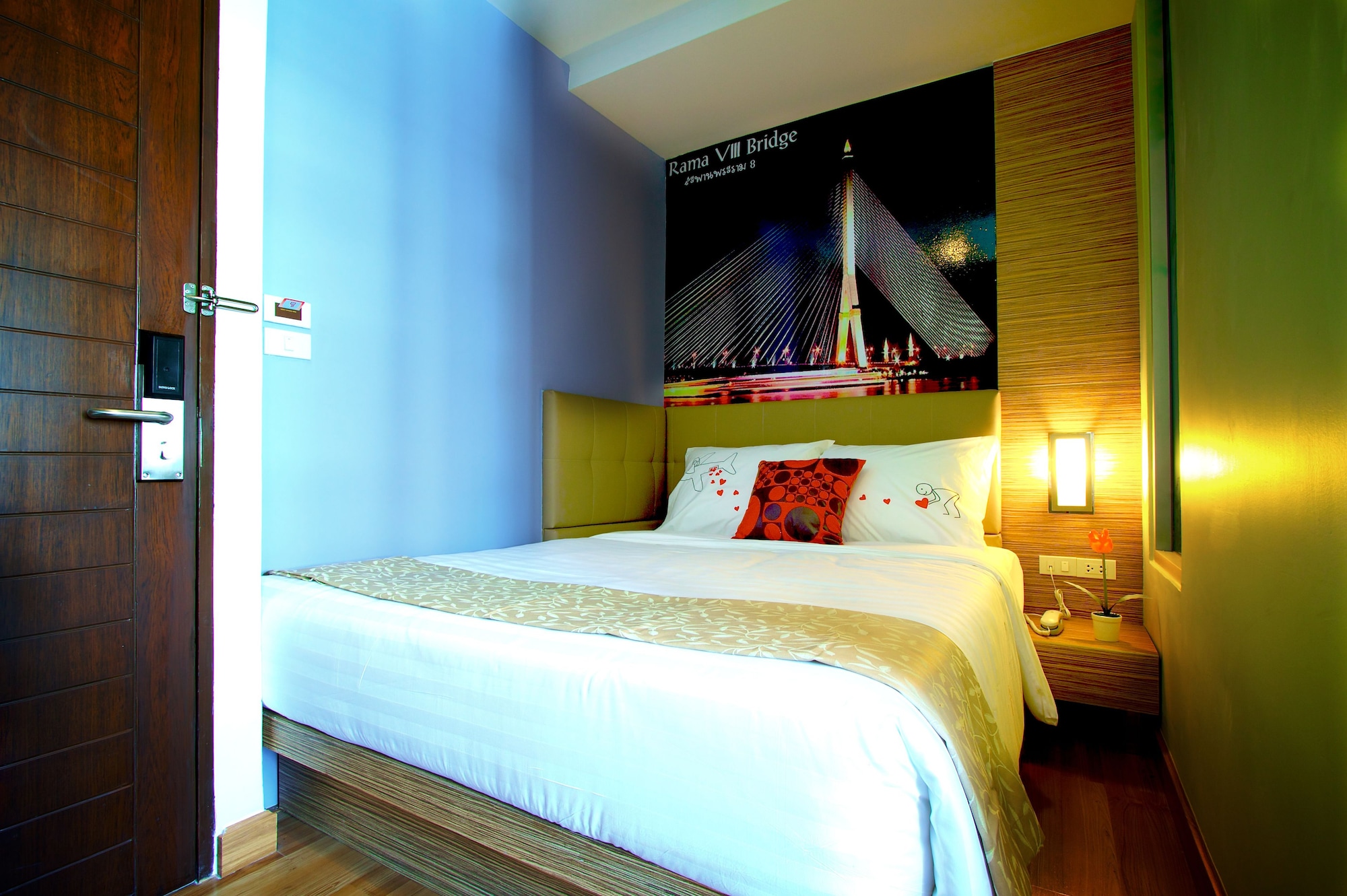 SUPERIOR, DOUBLE BED