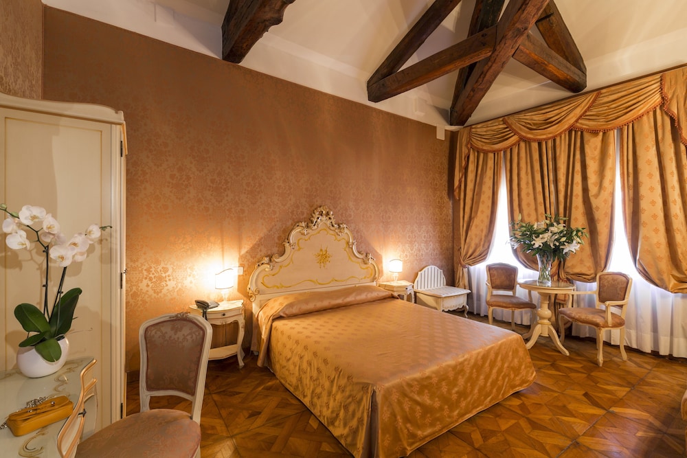 PALAZZO GUARDI 44/75
