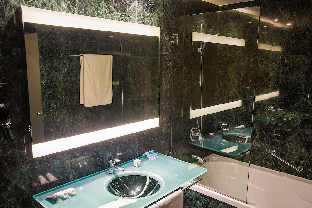 Ac Hotel By Marriott Zamora 26/50