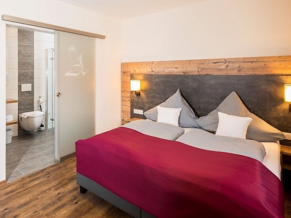 Landhotel Zum Adler 13/50