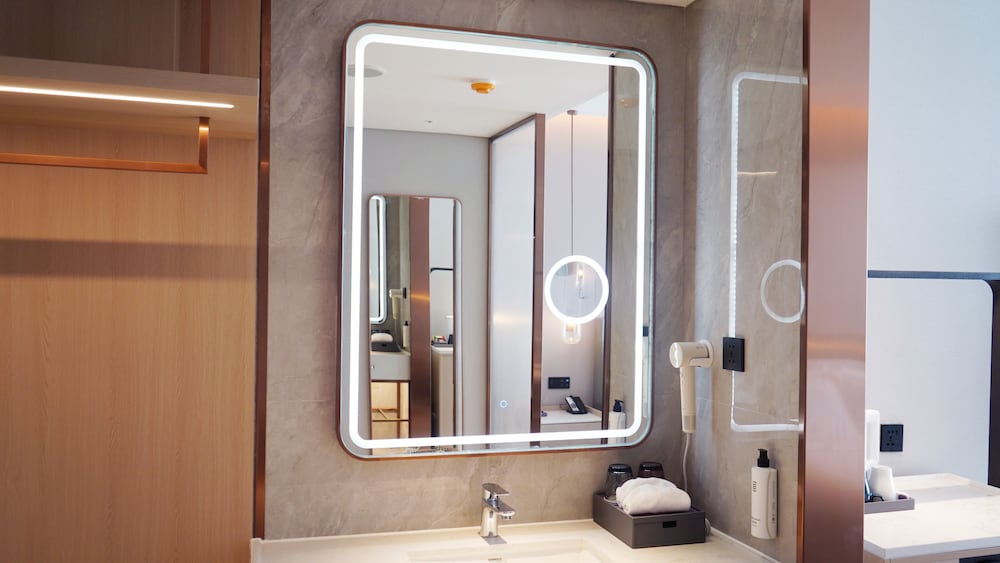 Elong Hotel Jakarta PIK 46/48