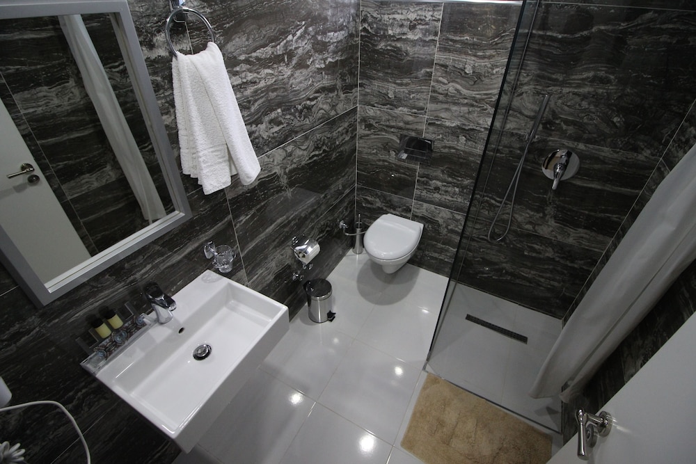 Hotel Julia 30/33