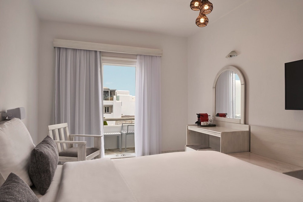 Kosmoplaz Beach Hotel 49/77