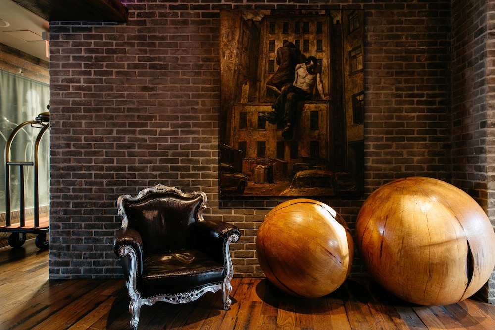 The Bohemian Hotel Savannah Riverfront Autograph Collection 22/32