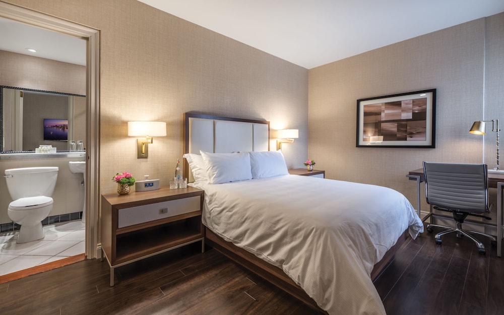 Lord Nelson Hotel And Suites 14/61