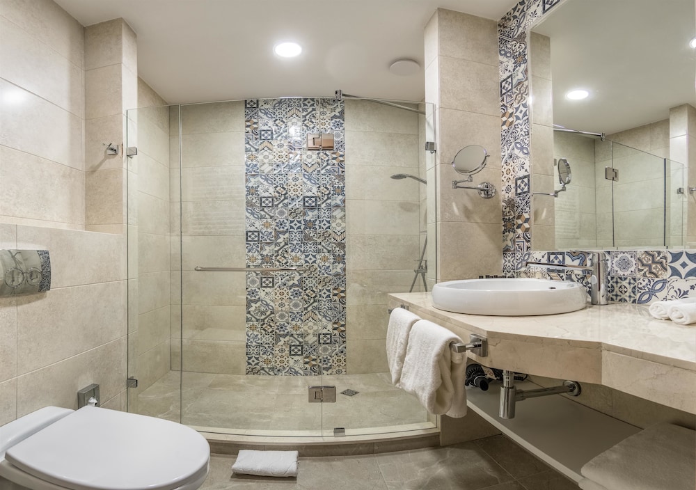 Golden Tulip Borjomi 29/73
