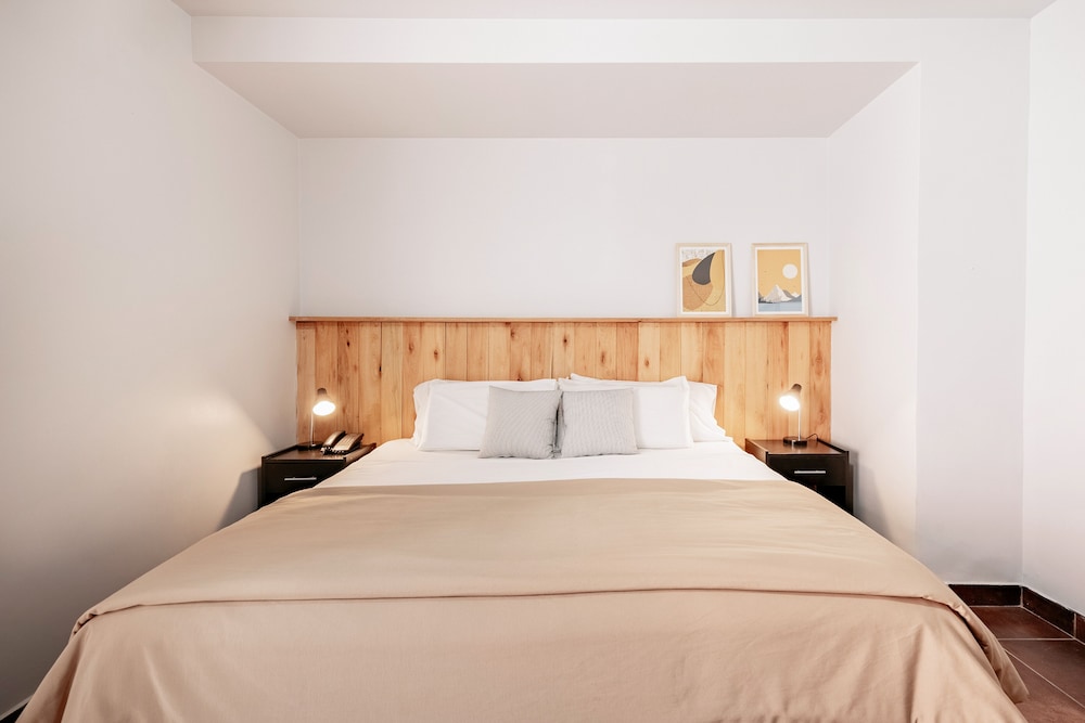 5411 Soho Hotel Boutique & Spa 11/68