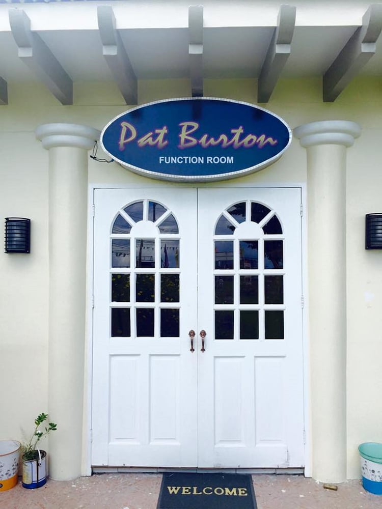 Basic Rooms Hotel 1/21