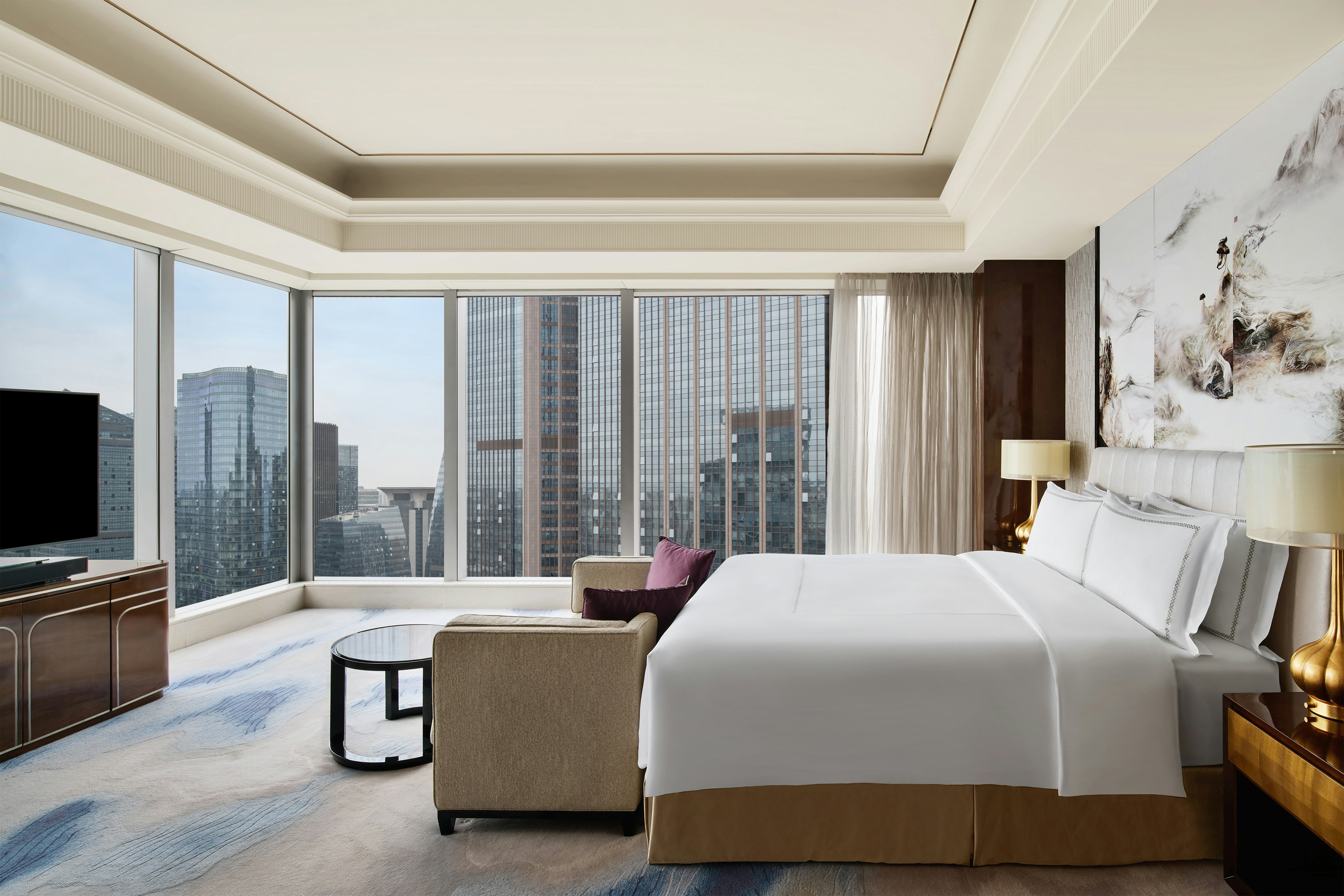 Regal, Suite